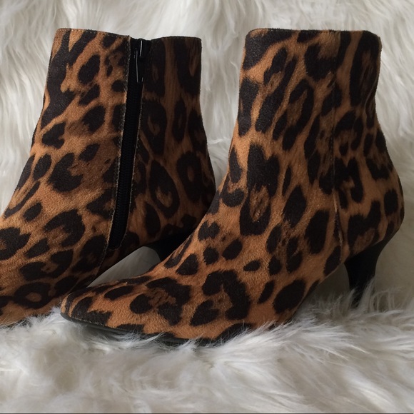 Leopard print faux suede ankle boots - Picture 4 of 7